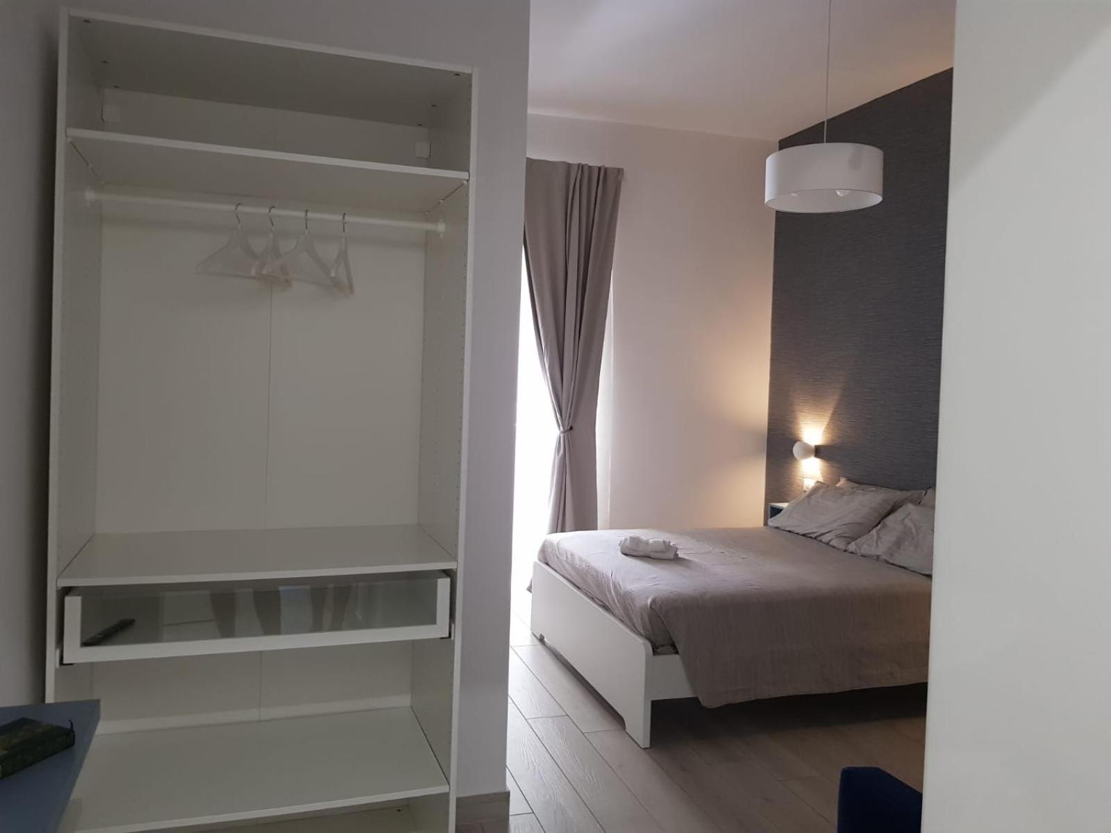 B&B Miglio Sacro Neapel Rum bild